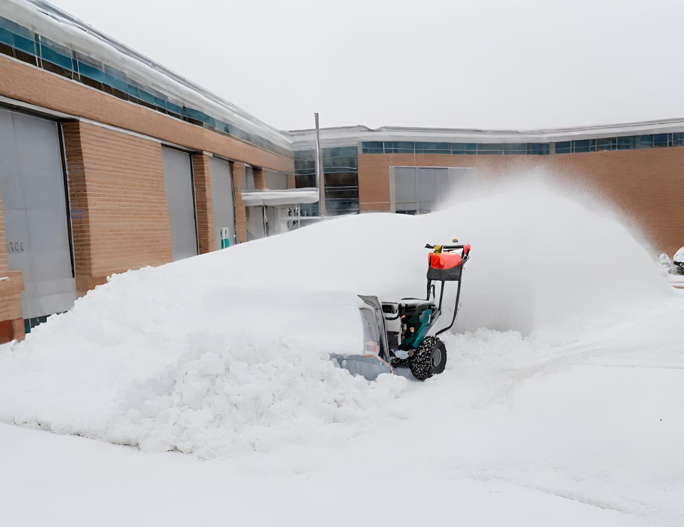Snow Removal Pricing Models: Hourly Rates vs. Seasonal Contracts